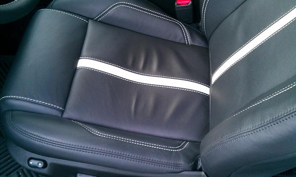 2012 Leather Seat Wearing Out-imag0333.jpg