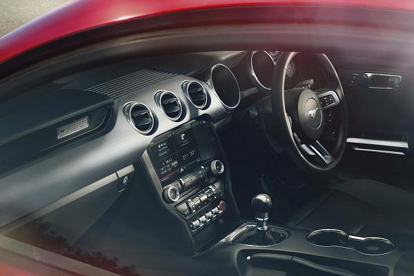 2015 Mustang Images-new-image3.jpg
