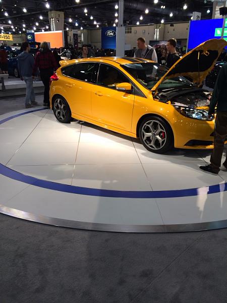 Pics of &quot;15 Mustang @ Philly Auto Show-image-2555873525.jpg
