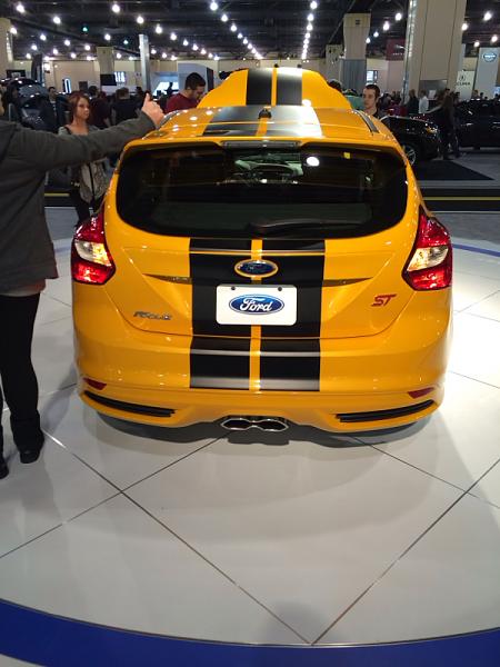 Pics of &quot;15 Mustang @ Philly Auto Show-image-4087360129.jpg