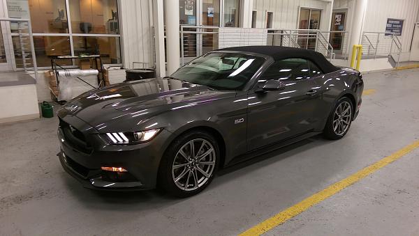 anyone ordered the Mustang convertible?-imag0512.jpg