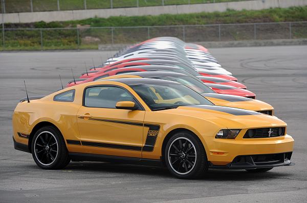 Best looking 2012 Boss 302, colors and combo-12-bosses-3.jpg