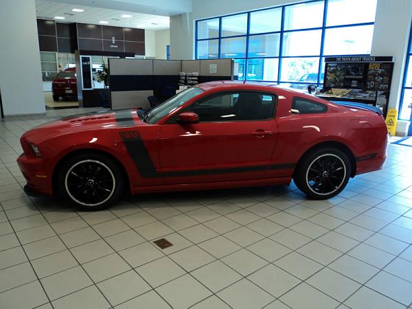 2013 BOSS 302 Photo Mega Blowout!-dddd.jpg