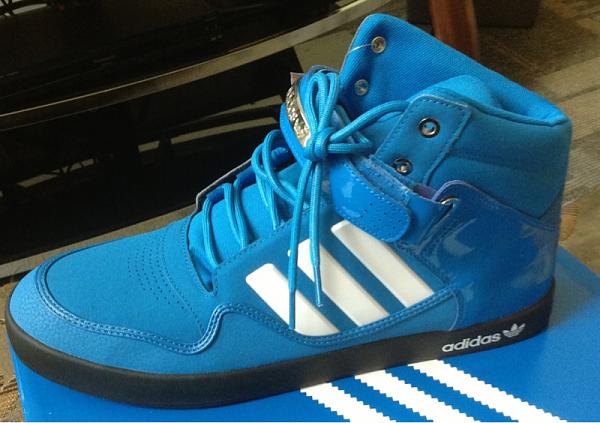 Sweet Grabber Blue Adidas-image-2456835796.jpg