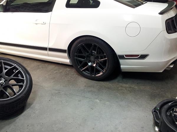 Boss 302: Show us your aftermarket wheels thread!-20130419_210220.jpg