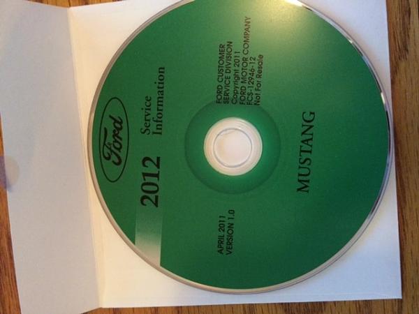 Helm 2012 Mustang Service Information CD-img_3078.jpg
