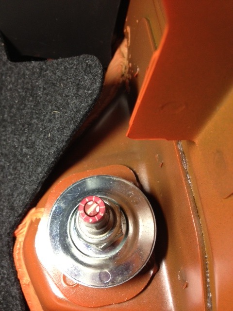 Name:  passengersideshock.jpg
Views: 35
Size:  80.3 KB