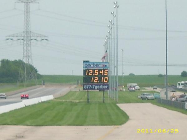 Boss runs 12's with slicks-boss-2.jpg