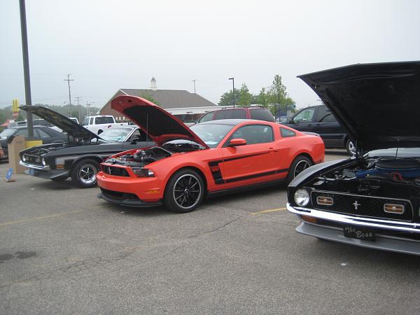 Random pics of your Boss 302-power-tour-2011015.jpg