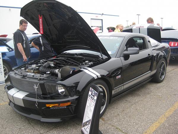 Random pics of your Boss 302-power-tour-2011012.jpg