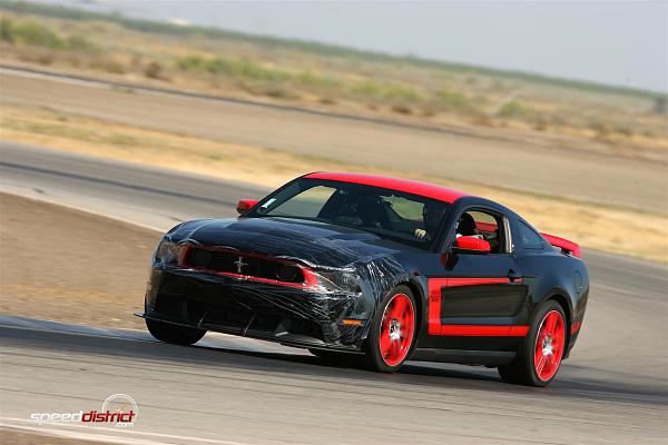 TrackDay ButtonWillow 105 Degrees-cornering.jpg