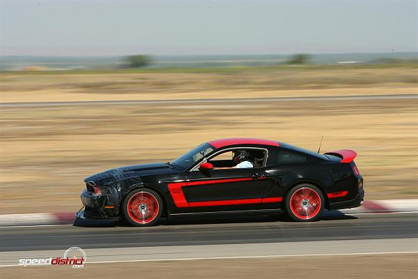 TrackDay ButtonWillow 105 Degrees-curb.jpg