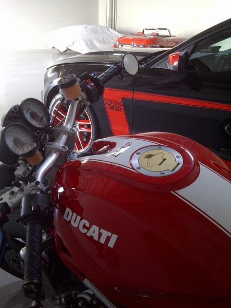 Random pics of your Boss 302-img-20111006-00123.jpg