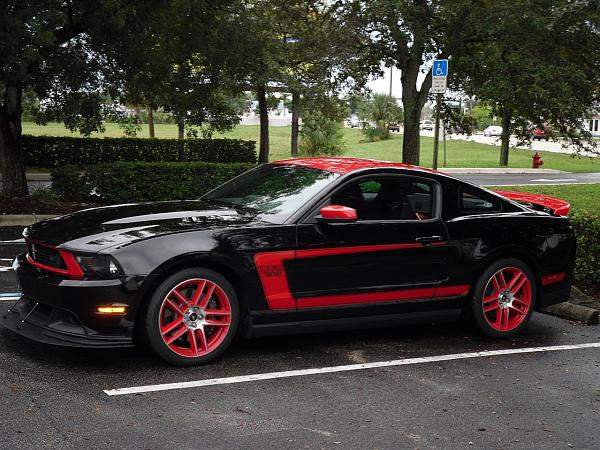anyone know of aftermarket lowering springs...?-boss-8241-springs.jpg