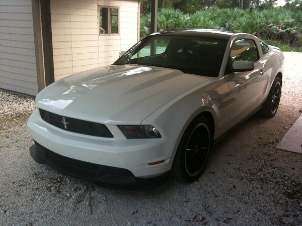 Thinking about removing the hood decal on a KB-boss-302.jpg