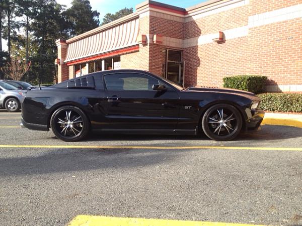 Eibach Sportlines and Wide Rear tires-mustang2.jpg