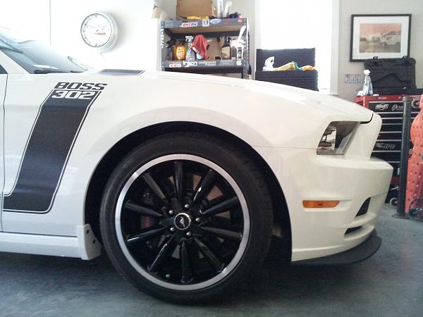 Anyone try these yet? Steeda Boss 302 lowering springs-20121218_160043.jpg