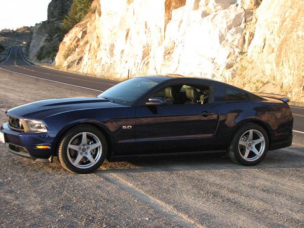 Lowered on 18 inch wheels-cf52.jpg