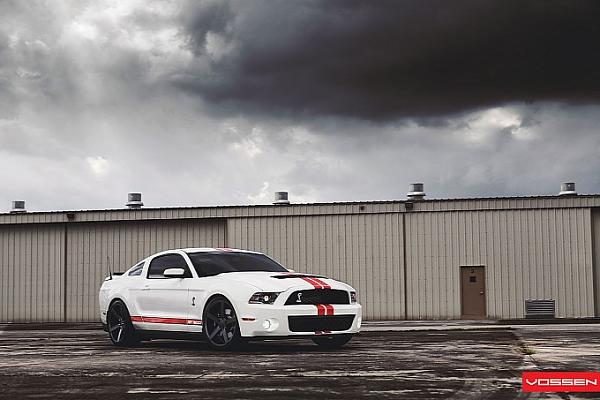 looking for staggered and offset wheels-mustang-gt500-vossen-concave-wheels-photo-gallery-medium_2.jpg