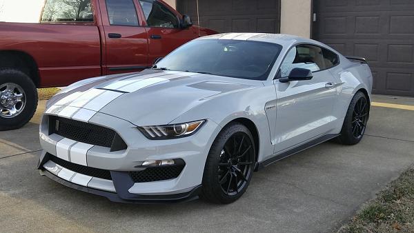 Pics from Mustang Alley Saturday Morning-20160106_082849_zps8nq0m2ia.jpg