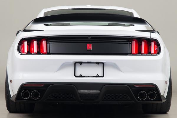 Pics from Mustang Alley Saturday Morning-15-shelby-gt350r-07-1024x683.jpg