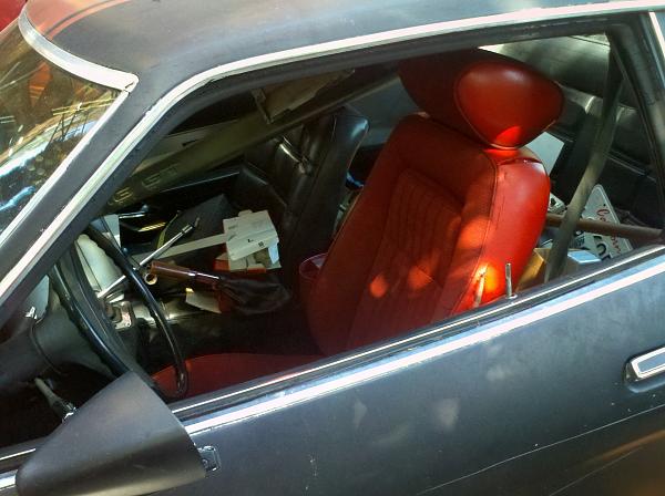 *Updated* Arin's Uber "76" Mustang II Buildup-red-seat-ii.jpg