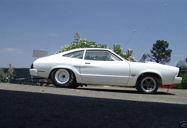 *Updated* Arin's Uber "76" Mustang II Buildup-b490_3.jpg