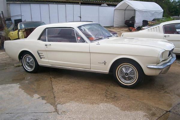 Selling my Dad's 65-72 Mustang Collection-100_2536-medium-.jpg