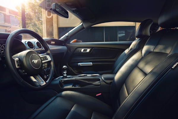2018 Mustang Press Release-new-ford-mustang-interior-2.jpg