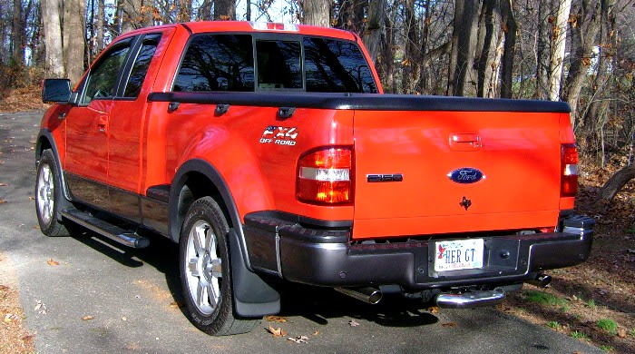Name:  LeftsideFlapsandTrucklowered2inches.jpg
Views: 711
Size:  103.0 KB