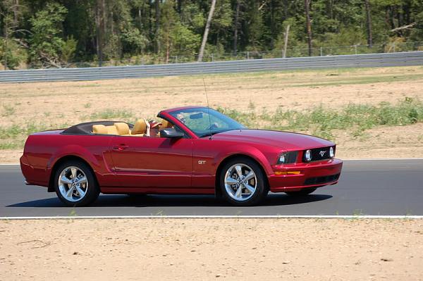 Post your favorite picture of your Mustang-dsc_5867a.jpg
