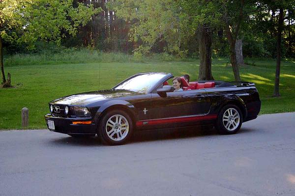 Every Mustang you have had in your life.....-cruising-lakeshore-2006.jpg