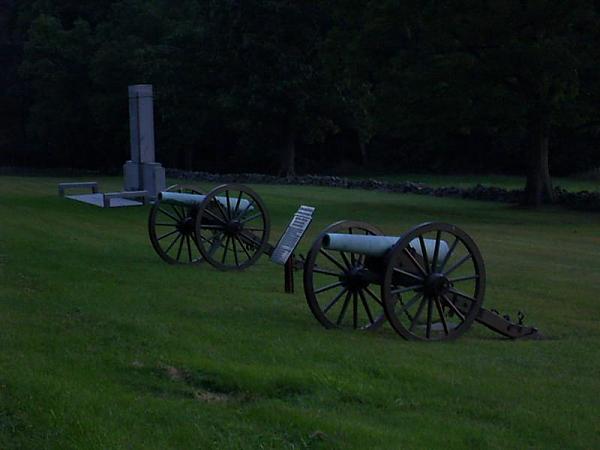 Members Random Picture Gallery Non Mustang Shots of Interest!-gettysburg-cannon-1.jpg