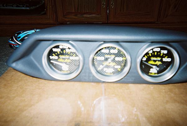 CENTER DASH ADD ON Shelby 3 Gauge Pod / non-supercharged-551454-r1-17-7a.jpg