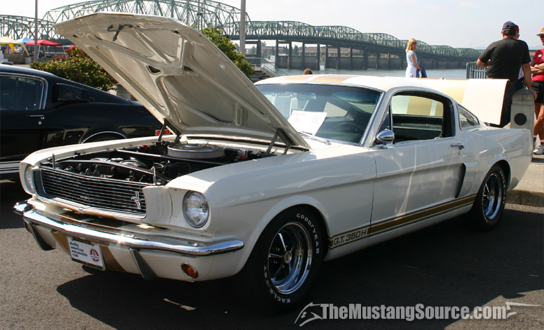 Mustang Stampede, Vancouver, Washington: 1964-1966 Mustangs - The ...