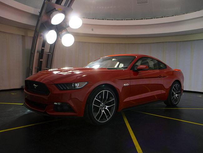 Ford Mustang Ligthing Lab