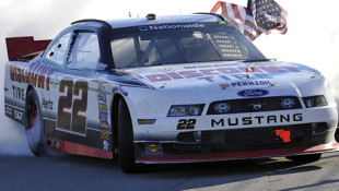 Mustang Wins First NASCAR Race in 2014