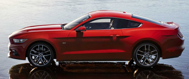 The 2015 Mustang GT Locks the Line