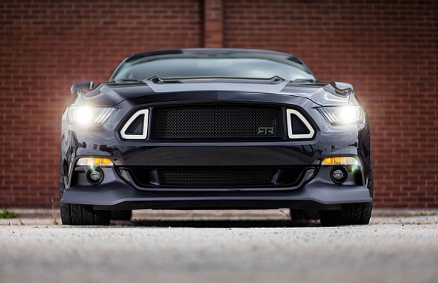 2015-ford-mustang-rtr text