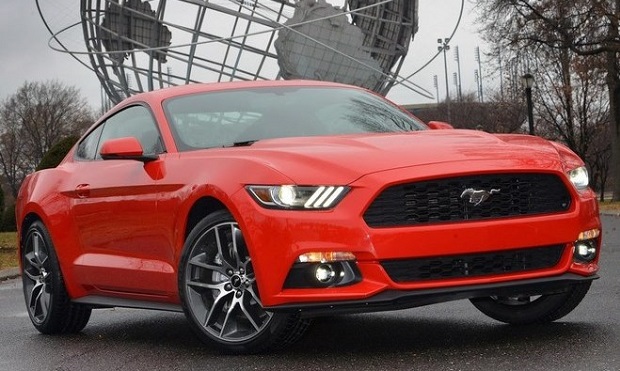 New-Ford-Mustang-steel-globe