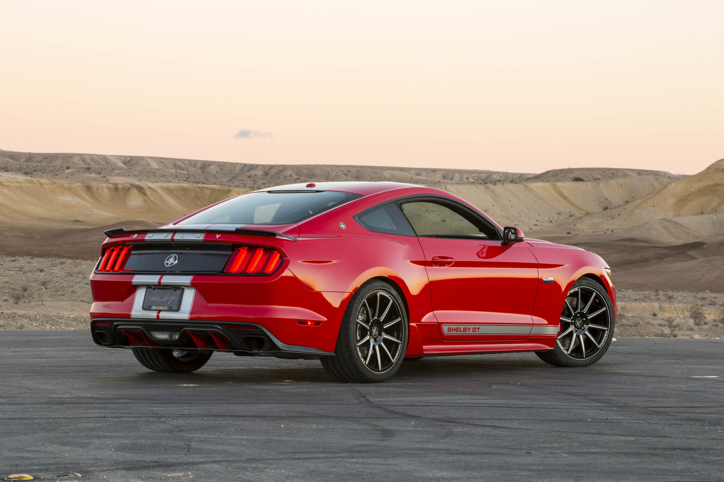 2015-shelby-gt-24-1