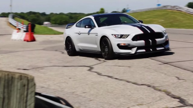 Automobile Gets a Ride in the new GT350R