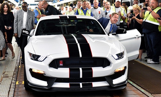 First Production Shelby GT350R Rolls Off the Line
