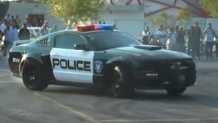 Police Mustang Drifts Around Ugly Camaro, Causes Much Enjoyment