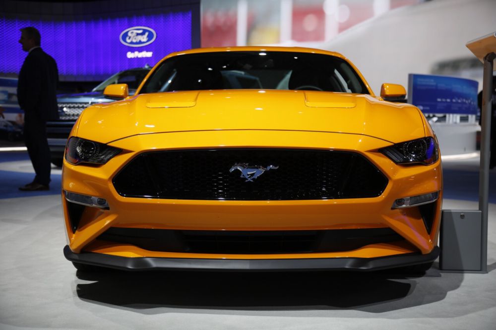 GALLERY: Mustangs of the 2017 New York Auto Show