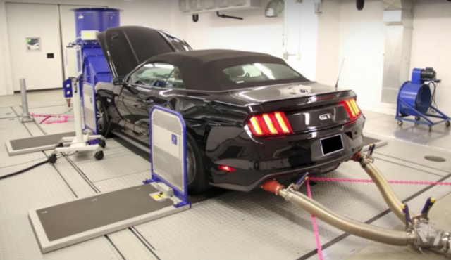 Does a Mustang GT really need premium fuel?