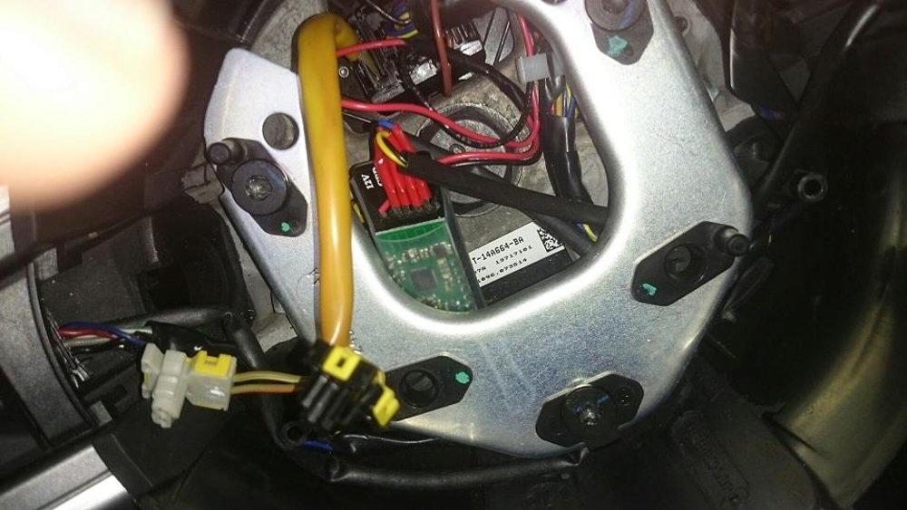 Ford Mustang Wheel with Transmitter