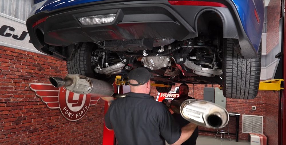 2018 Mustang EcoBoost Exhaust Removal