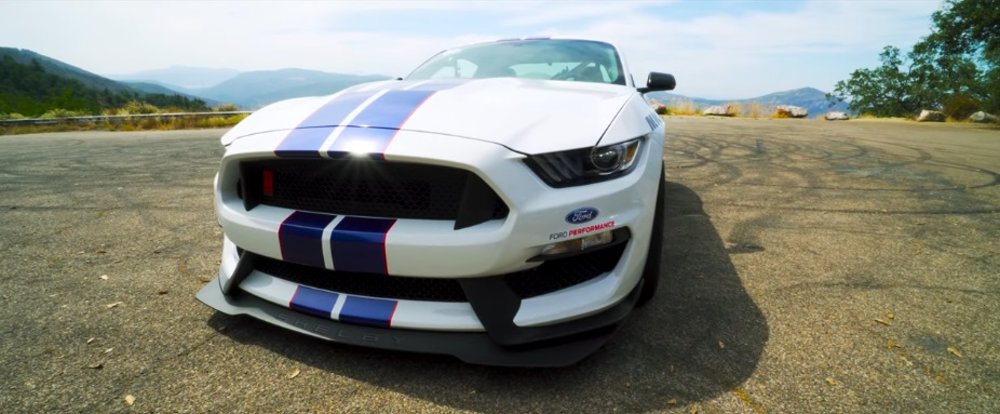 Shelby GT350R Mustang Low Front
