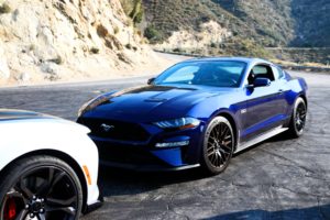 Mustang GT vs Camaro SS 1LE
